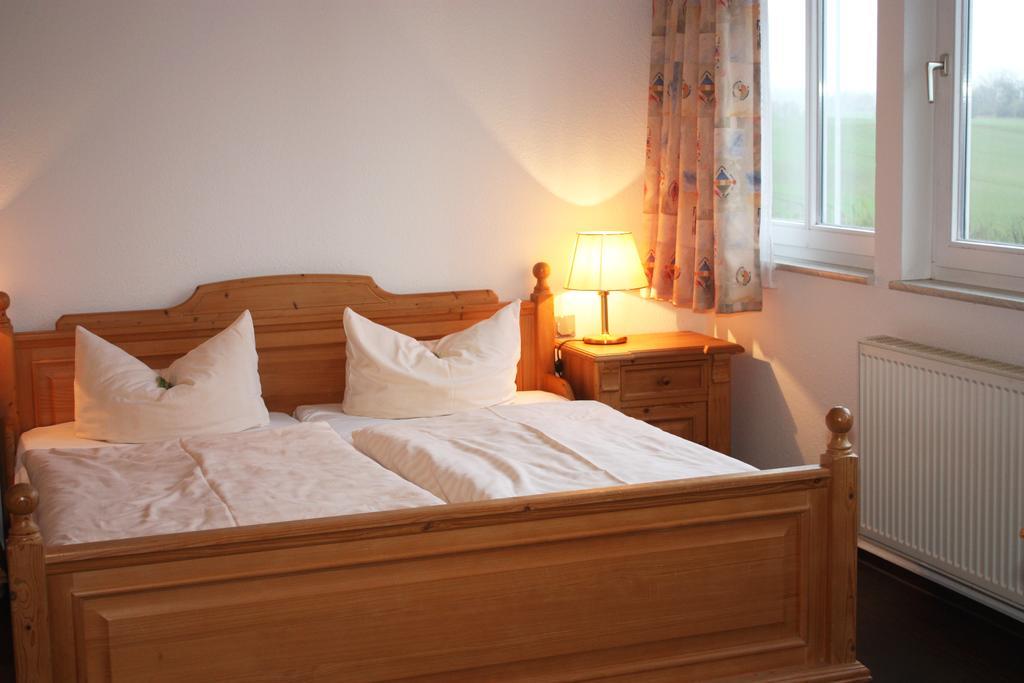 Ostseehotel Kluetzer Winkel Hohen Schoenberg المظهر الخارجي الصورة