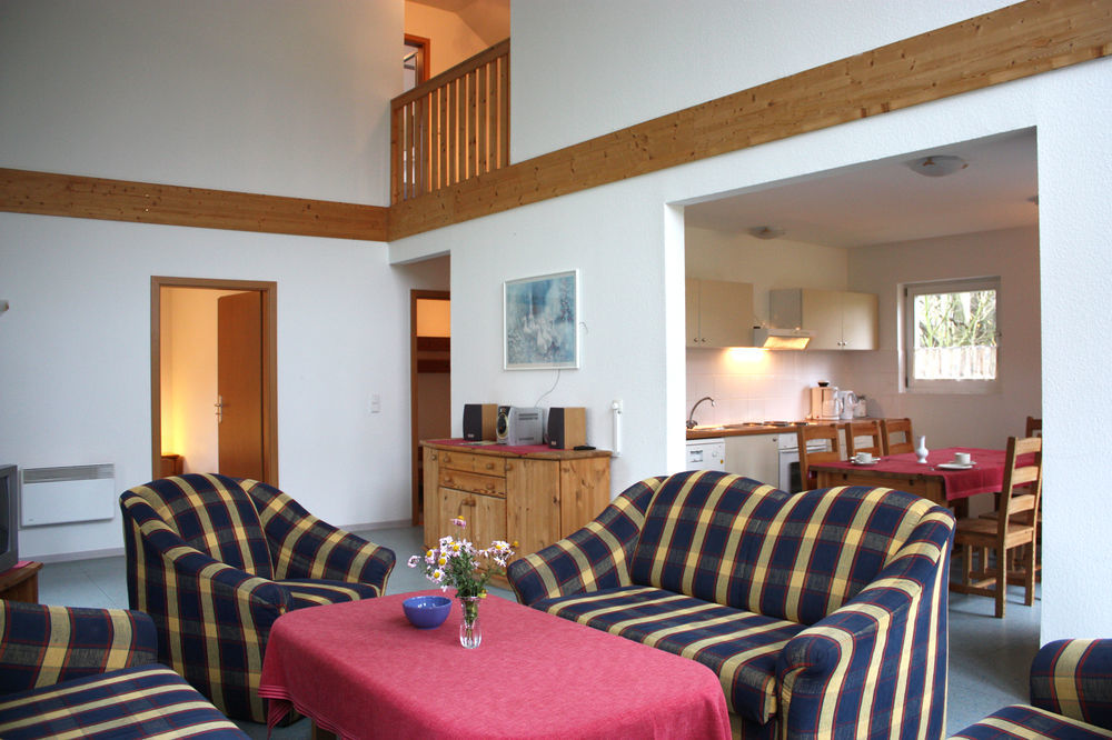 Ostseehotel Kluetzer Winkel Hohen Schoenberg المظهر الخارجي الصورة