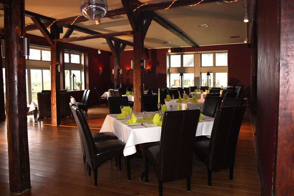 Ostseehotel Kluetzer Winkel Hohen Schoenberg المظهر الخارجي الصورة