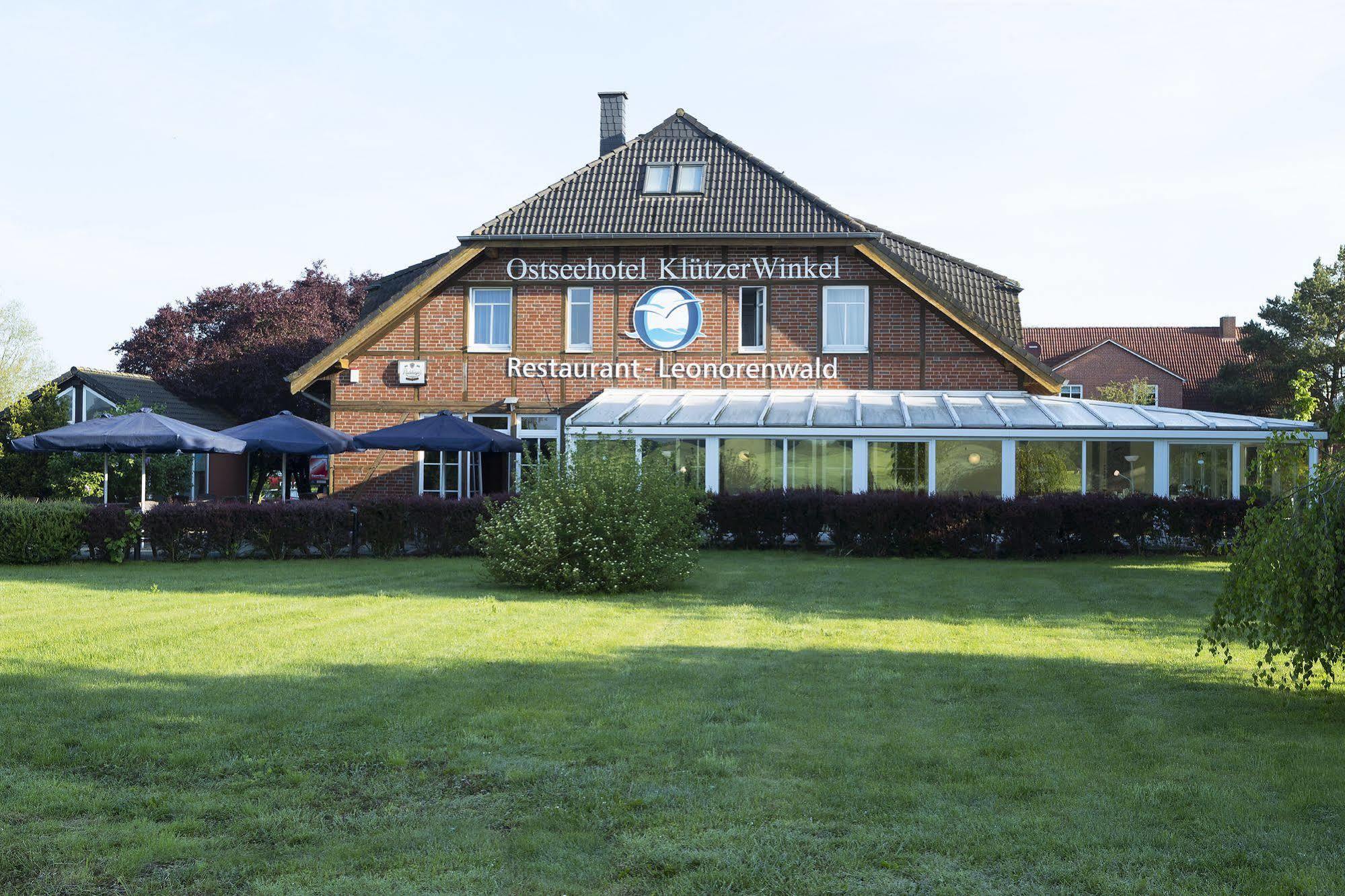 Ostseehotel Kluetzer Winkel Hohen Schoenberg المظهر الخارجي الصورة
