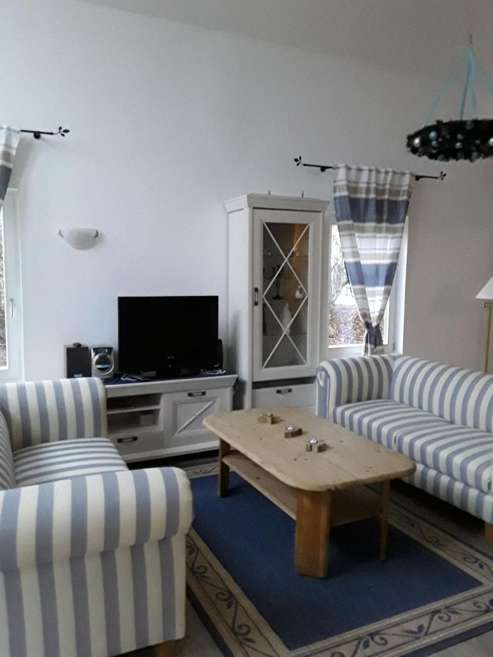 Ostseehotel Kluetzer Winkel Hohen Schoenberg المظهر الخارجي الصورة